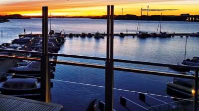 Glasräcke till innanför räcke